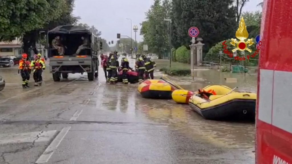 Κακοκαιρία στην Ιταλία: Πέντε οι νεκροί – Τεράστια η περιοχή που έχει πλημμυρίσει