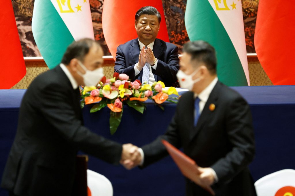 Σύνοδος κορυφής στην Κίνα: Το Πεκίνο υποδέχεται τους ηγέτες της κεντρικής Ασίας