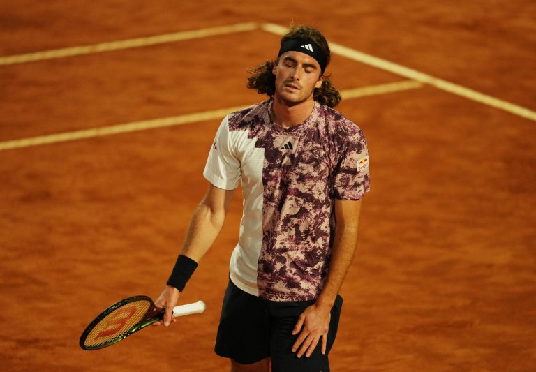 Στέφανος Τσιτσιπάς: «Ντρέπομαι που μίλησα έτσι στη μητέρα μου»