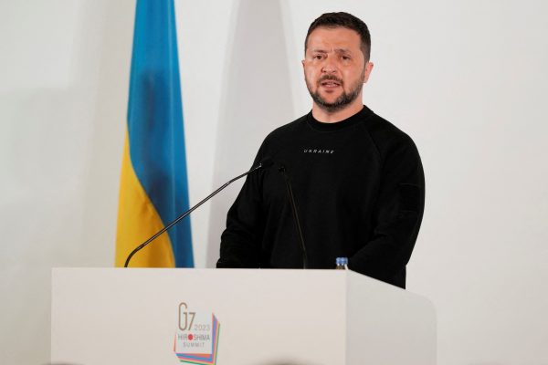 Πόλεμος στην Ουκρανία: Το Κίεβο διευκρινίζει τις δηλώσεις του Ζελένσκι σχετικά με το Μπαχμούτ