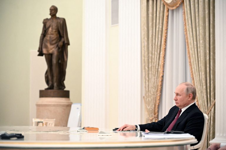 Πόλεμος στην Ουκρανία: Ο Αύγουστος της κρίσης για τον Βλαντιμίρ Πούτιν