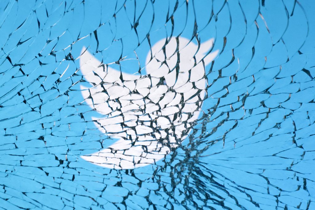 Twitter τρολάρει Twitter μετά το φιάσκο της εκδήλωσης ΝτεΣάντις