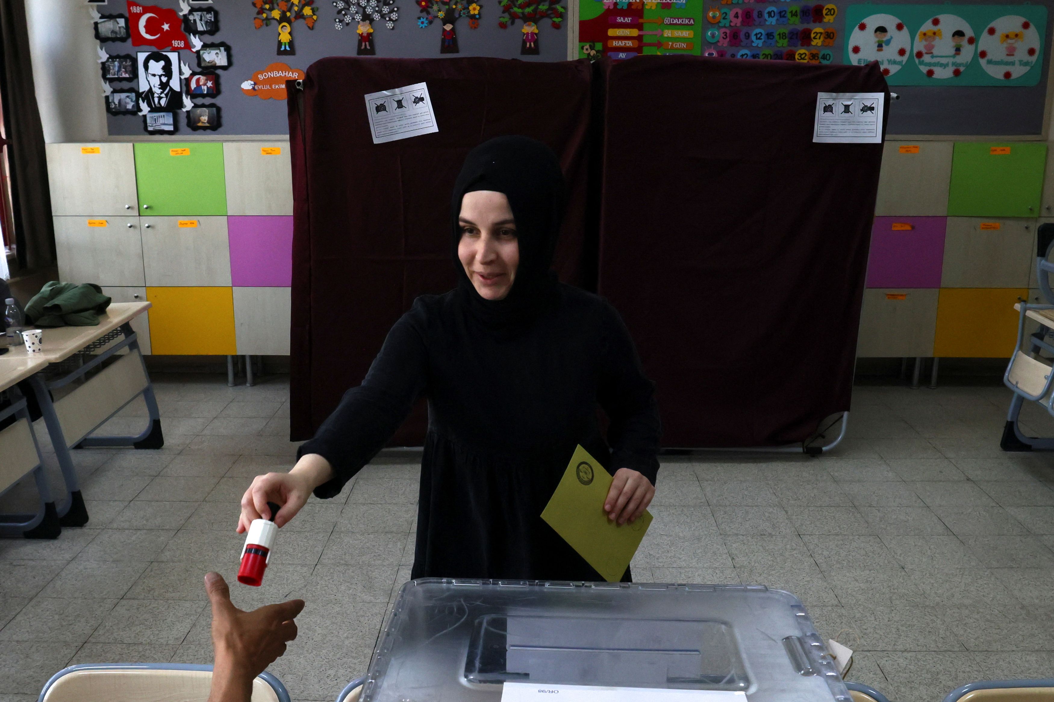 Εκλογές στην Τουρκία: Έκλεισαν οι κάλπες - Δεν υπάρχει exit poll