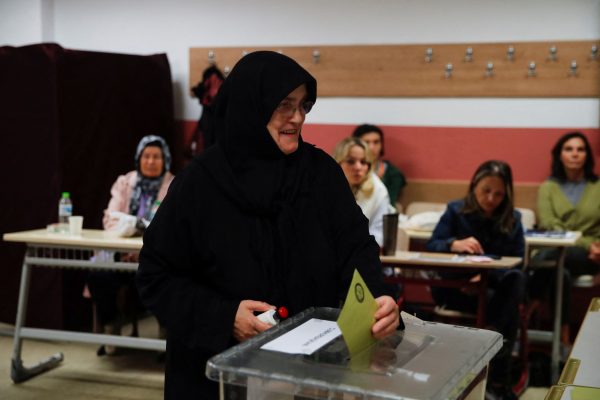 Εκλογές στην Τουρκία: Έκλεισαν οι κάλπες – Δεν υπάρχει exit poll