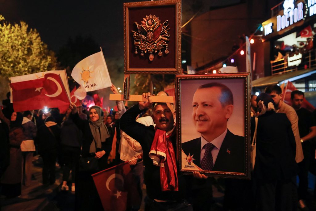 Τουρκία εκλογές: Μεγάλος νικητής ο Ερντογάν – Δεν γονάτισε ο Κιλιτσντάρογλου