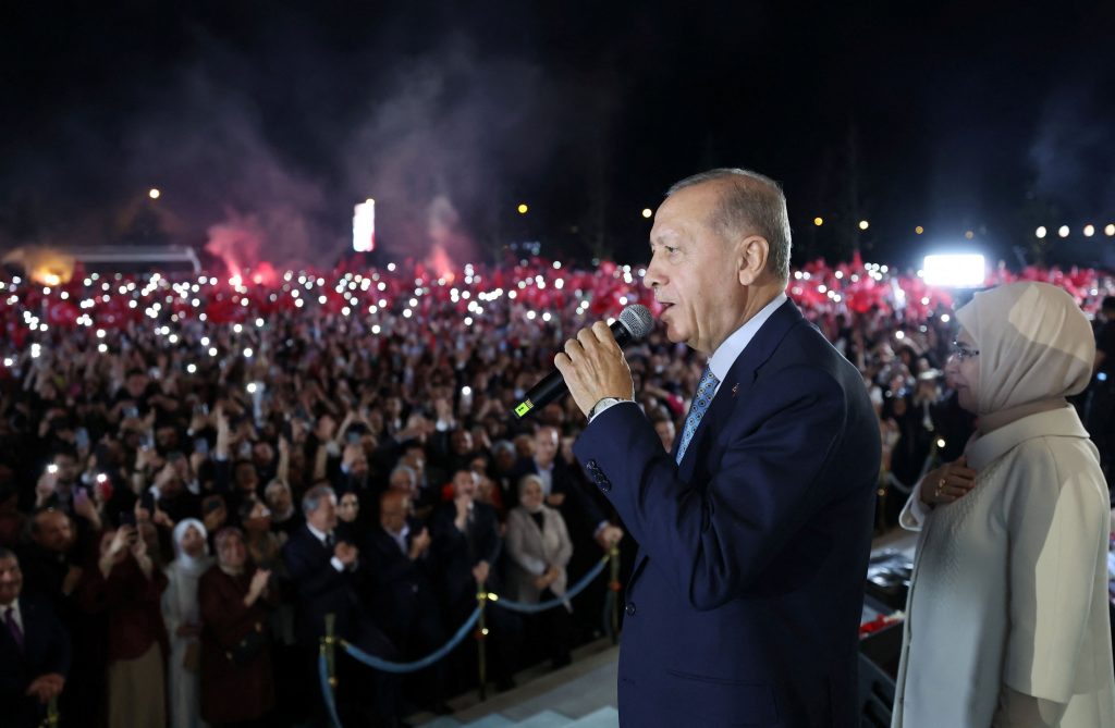 Εκλογές στην Τουρκία: ΕΕ και ΝΑΤΟ έδωσαν συγχαρητήρια στον Ερντογάν