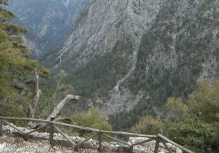 Φαράγγι της Σαμαριάς: Άνοιξε σήμερα για το κοινό – Εκατοντάδες επισκέπτες παρά τη βροχή