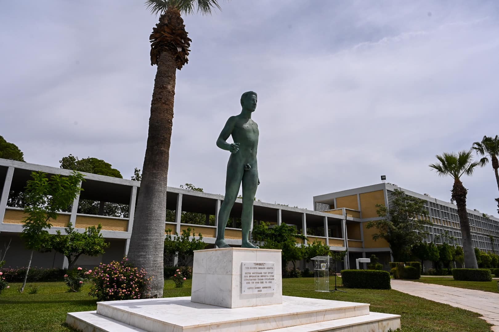 Δήμος Αθηναίων: Το άγαλμα του «Εφήβου» δωρεά στη Σχολή Ευελπίδων