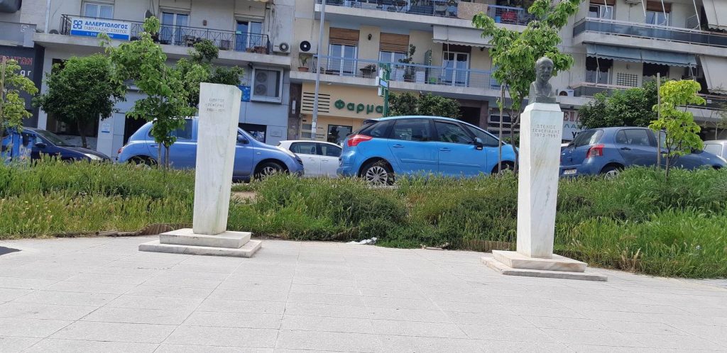 Κλάπηκαν οι προτομές Σεφέρη και Μαγγανάρη από τον Δήμο Νέας Σμύρνης