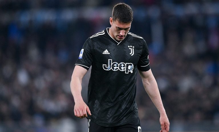 Ο εισαγγελέας πρότεινε αφαίρεση 11 βαθμών στη Γιουβέντους