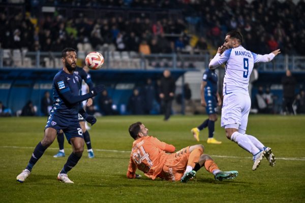 Ψάχνει déjà vu σε άλλη γειτονιά