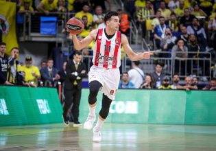 Το twitter «τρελάθηκε» με την τριποντάρα του Σλούκα