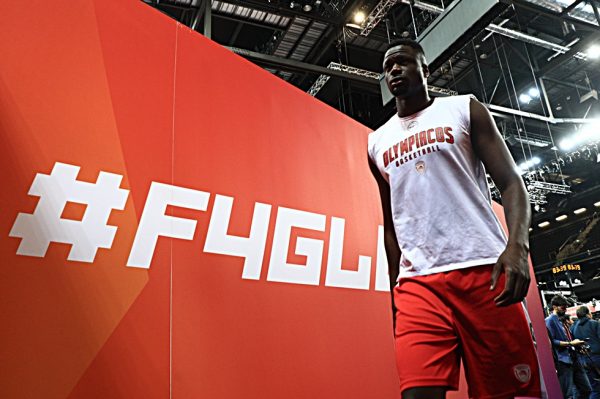 Φαλ: «Πάνω απ’ όλα η ομάδα και όχι τι θα κάνω εγώ κόντρα στον Ταβάρες»