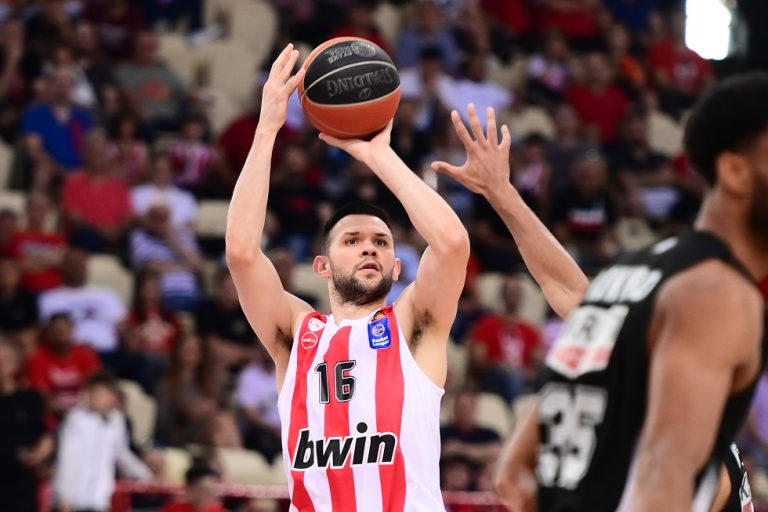 Ολυμπιακός: Το ρεκόρ με το απόλυτο από την γραμμή και το 13αρι του Φαλ