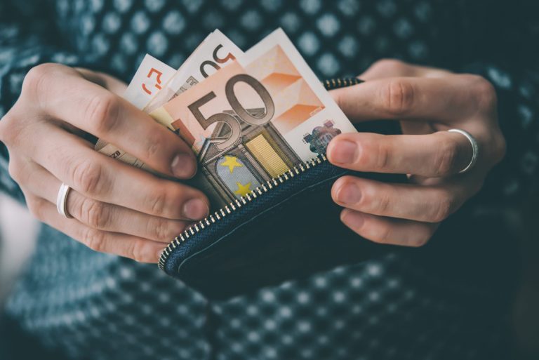 Αυξήσεις και αναδρομικά στους συνταξιούχους που εργάζονται