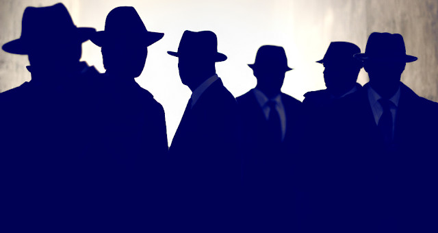 Η λερναία ύδρα του κυκλώματος των υποκλοπών – Οι διαγωνισμοί εκατομμυρίων και ο έμπορος όπλων