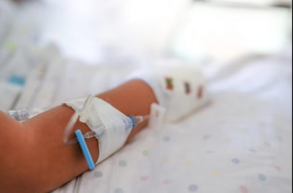 Ατύχημα στην Κρήτη: Ώρες αγωνίας για το 2,5 ετών κοριτσάκι που παρασύρθηκε από το αγροτικό του πατέρα του