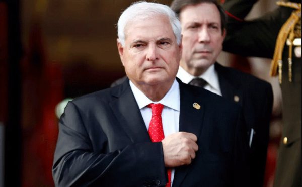 Ρικάρδο Μαρτινέλι: Ξεκίνησε η δίκη του πρώην προέδρου του Παναμά για ξέπλυμα χρήματος