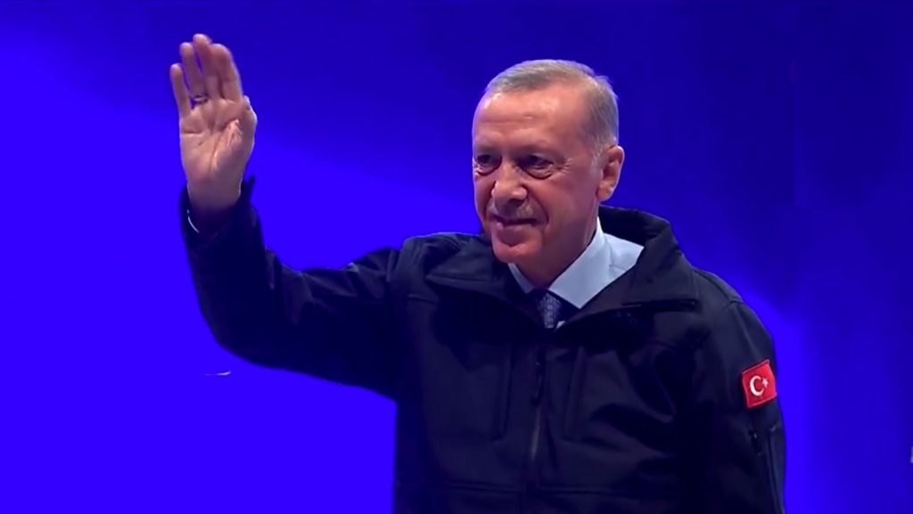 Ο Ερντογάν αποθεώνει τον εαυτό του σε σποτ της τουρκικής προεδρίας – «Ο άνθρωπος που έγινε ελπίδα για την ανθρωπότητα»