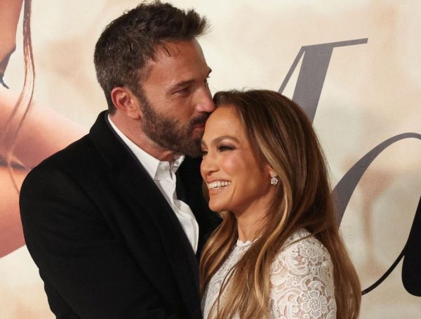 Daily Mail: «Προσευχόμουν για 20 χρόνια» – Η αποκάλυψη της μητέρας της Τζένιφερ Λόπεζ που έγινε viral