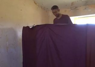 Εκλογές Τουρκία: Ψήφισε ο πιο ψηλός άνθρωπος στον κόσμο, Σουλτάν Κιοσέν