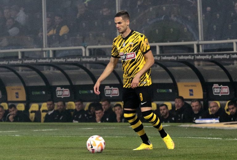 Με Γκατσίνοβιτς και Ζίβκοβιτς οι κλήσεις της εθνικής Σερβίας