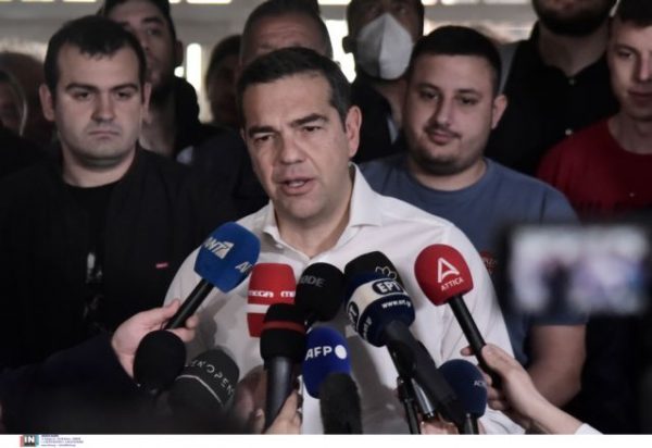 Τηλεφώνημα Τσίπρα σε Μητσοτάκη