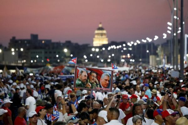 Με 4 ημέρες καθυστέρηση και λιγότερο κόσμο γιορτάστηκε η Πρωτομαγιά στην Κούβα