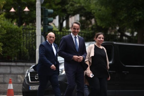 Live: Η επόμενη μέρα των εκλογών – Ολες οι εξελίξεις