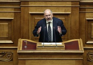 Ξυδάκης: Μέρος του πληθυσμού που ψήφισε ΝΔ έχει «ομίχλη στα μυαλά» και Σύνδρομο της Στοκχόλμης