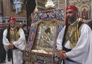 Άξιον Εστί: Η ιστορία της εμβληματικής εικόνας του Αγίου Όρους