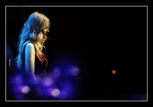 Ηρώ Σαΐα στο in: Το λαϊκό τραγούδι ήταν πάντοτε παρόν στη ζωή κάθε Έλληνα