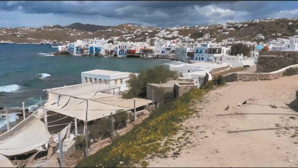 «Δυσμενώς» στη… Μύκονο