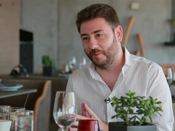 Νίκος Ανδρουλάκης: «Έχω κάνει πολλά ταξίδια σε πάνω από 50 χώρες κυρίως μόνος μου»