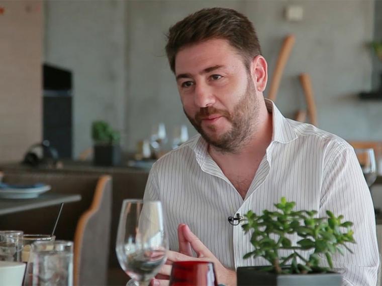 Νίκος Ανδρουλάκης: «Έχω κάνει πολλά ταξίδια σε πάνω από 50 χώρες κυρίως μόνος μου»