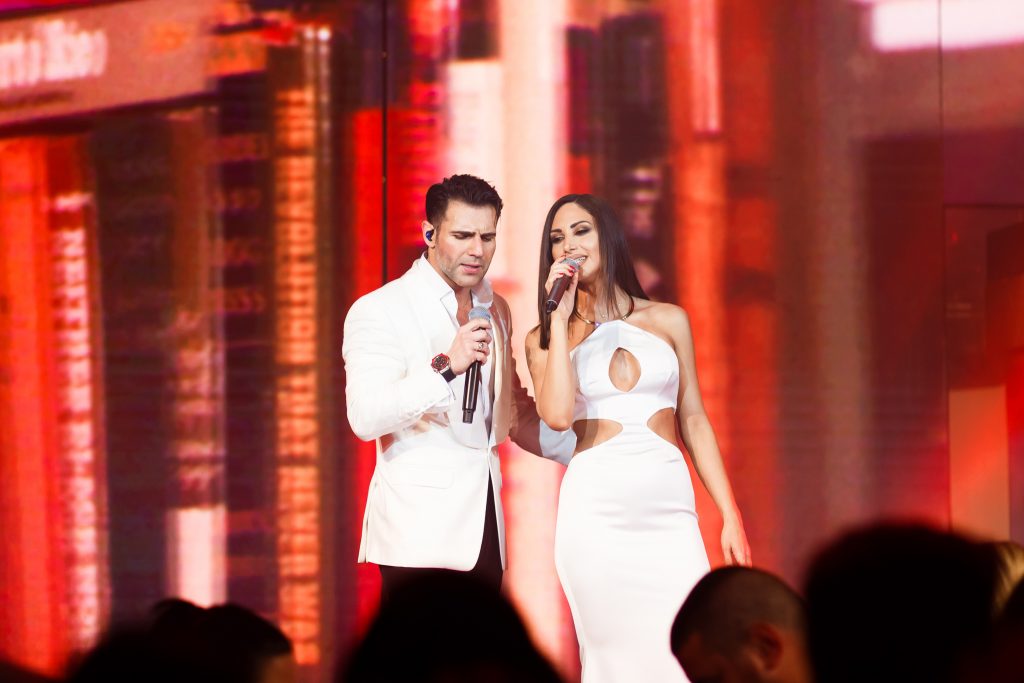 Εντυπωσιακή πρεμιέρα για Πέτρο Ιακωβίδη και Λένα Ζευγαρά στο ανακαινισμένο Fantasia