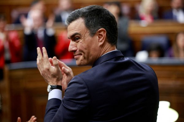 Η εκλογική «ζαριά» του Πέδρο και της Ισπανίας