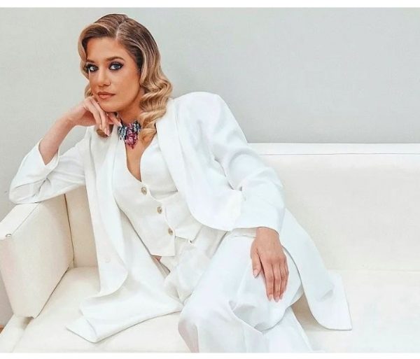 Τζένη Θεωνά: Στην αρχή ζήλευα πολύ τον Δήμο, τώρα όχι τόσο»