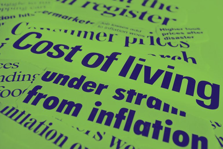 EE: Η χειρότερη κρίση κόστους ζωής μετά τον Β’ Παγκόσμιο Πόλεμο