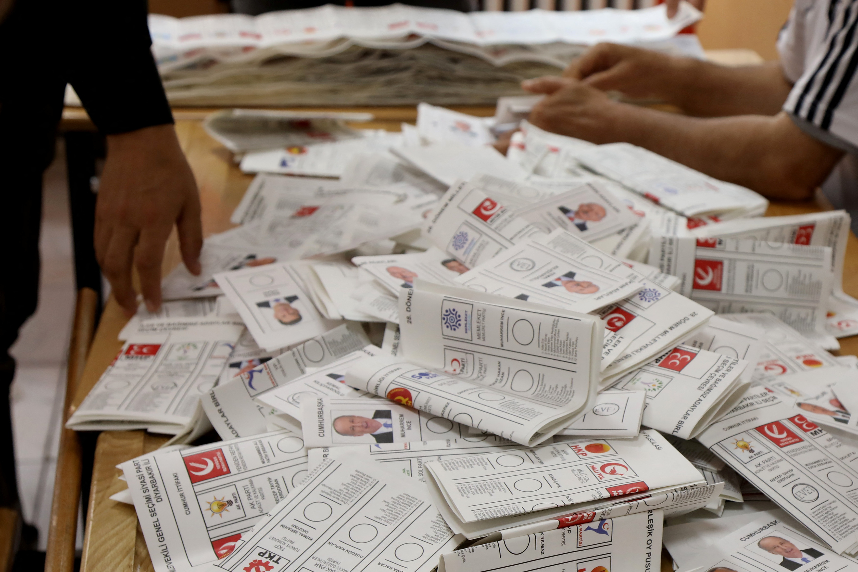Εκλογές στην Τουρκία: Ατασθαλία στις εκλογικές διαδικασίες καταγγέλλει το CHP
