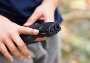 Απίστευτο περιστατικό στη Χαλκίδα: Μαθητές πυροβόλησαν με αεροβόλο καθηγήτρια