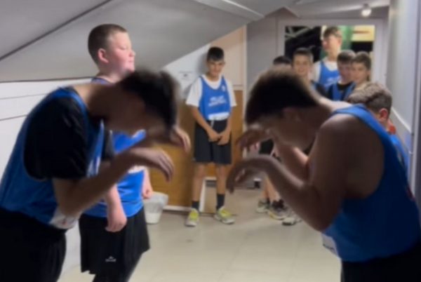 Ο Ολυμπιακός θα φιλοξενήσει στο ΣΕΦ τους πιτσιρικάδες που αντέγραψαν το τελετουργικό της ομάδας