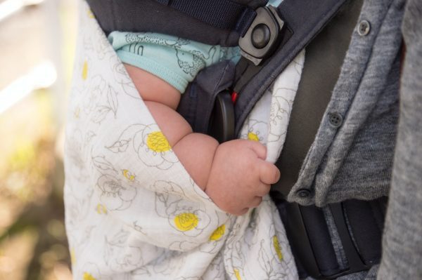 Θάνατος βρέφους στην Άρτα: Το μωρό έμεινε χωρίς οξυγόνο και εκτεθειμένο στον ήλιο για ώρες