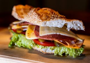 Θεσσαλονίκη: Λουκέτο σε γνωστό μαγαζί στη μετά από 24 χρόνια – «Το κόστος λειτουργίας πλέον έχει ξεφύγει»