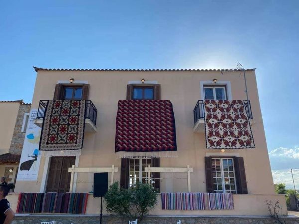 ΥΠΠΟΑ: Οι δομές για την υφαντική, κεραμική και ξυλοτεχνία