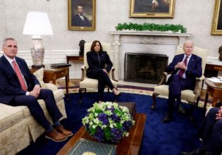 ΗΠΑ: Καλή διάθεση στη συνάντηση Μπάιντεν – Μακάρθι αλλά όχι λύση για το όριο δανεισμού