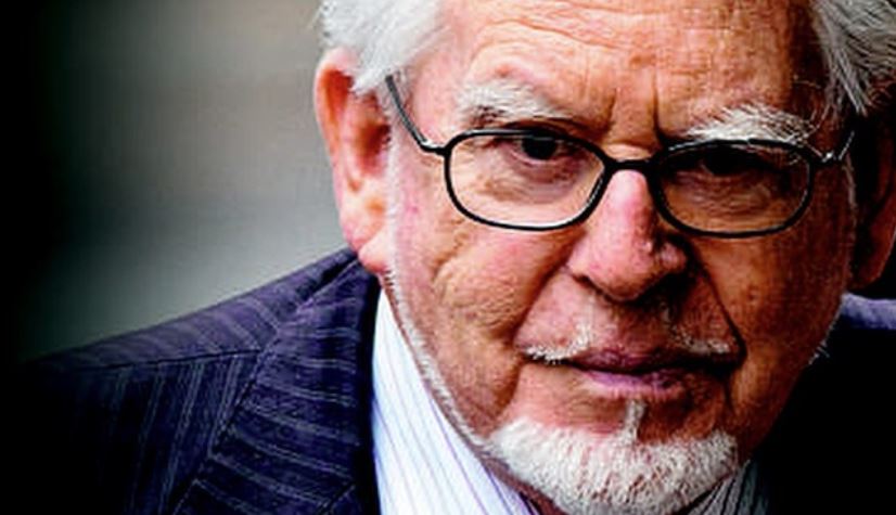Ρολφ Χάρις: Πέθανε σε ηλικία 93 ετών ο πρώην παρουσιαστής του BBC - Είχε καταδικαστεί για παιδοφιλία