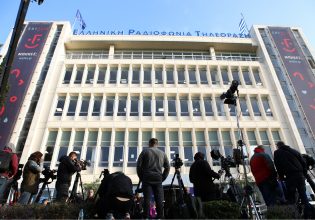 Αντίστροφη μέτρηση για το debate – Οι αφίξεις δημοσιογράφων και πολιτικών αρχηγών