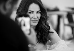 Δήμητρα Παπαδοπούλου: Έτοιμη για τη νέα της επιθεώρηση με τίτλο «Δήμητρα»