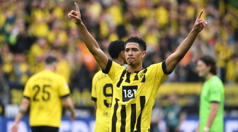 Ντόρτμουντ – Βόλφσμπουργκ 6-0: «Περίπατος» για την Μπορούσια